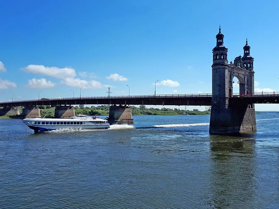 Queen Louise Bridge