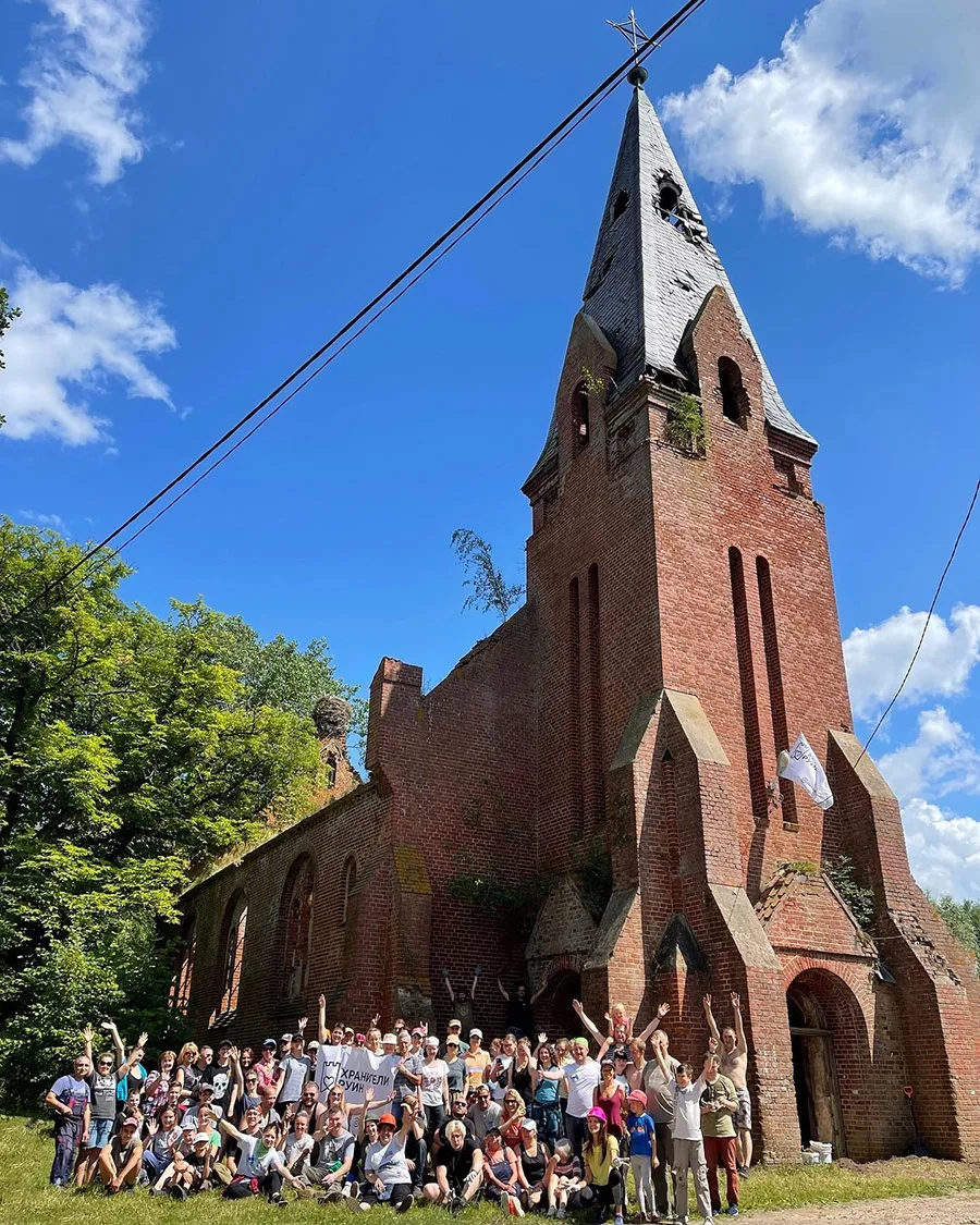 Ruin Keepers at Pokraken Church