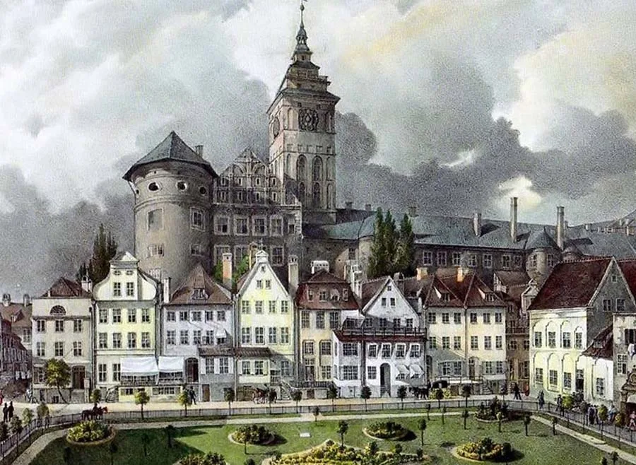 View of the castle from Altstädter Kirchenplatz