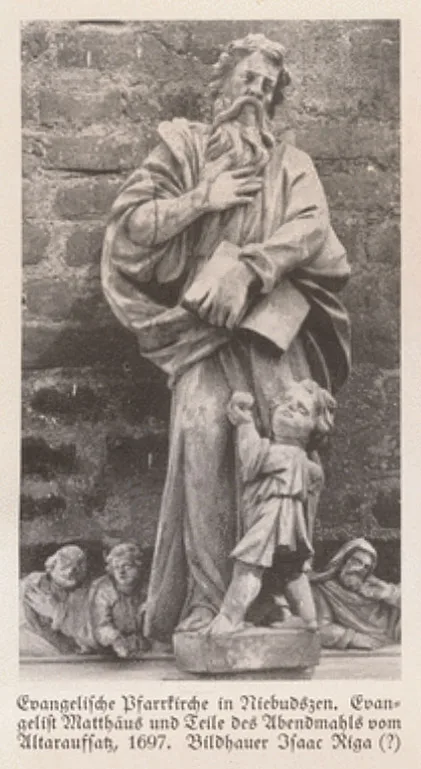 Skulptur aus dem Innenraum der Kirche Niebudschen