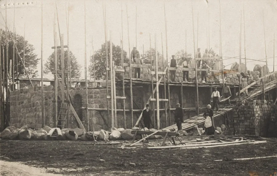 Construction of Augstagirren Church Construction of Augstagirren Church