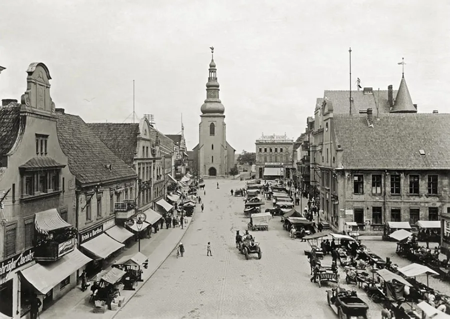 Alter Markt und Lutherkirche