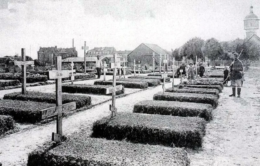 War cemetery in Goldap