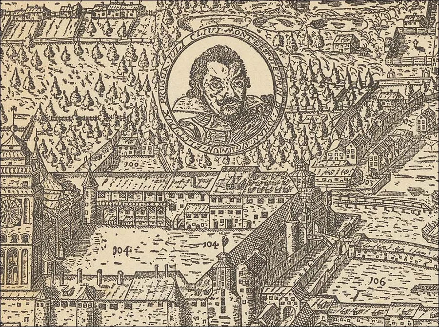 1613