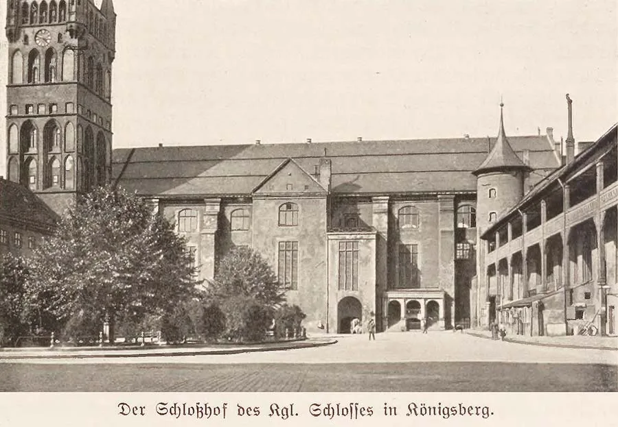 Schlosshof