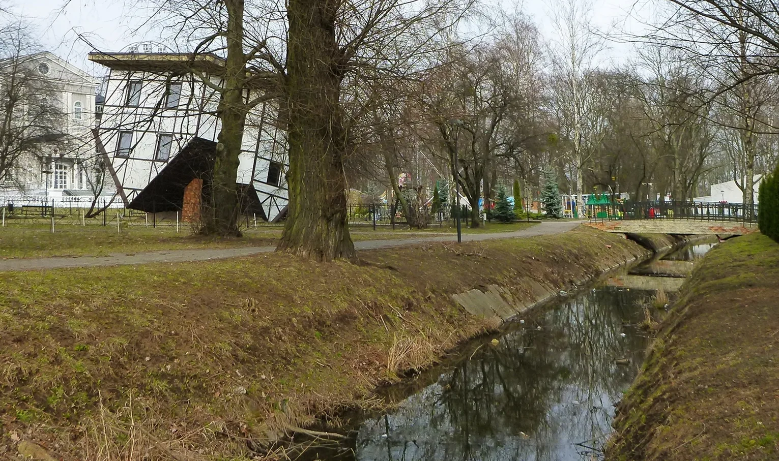 One of the city's landmarks stands in Yunost Park on the bank of the Golubaya River.