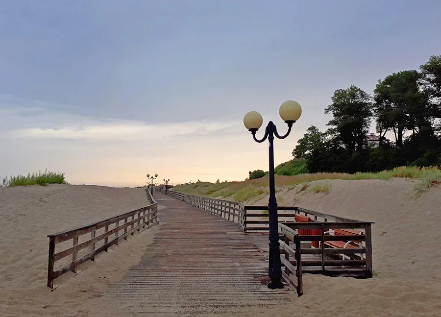 Promenade on the beach in Yantarny