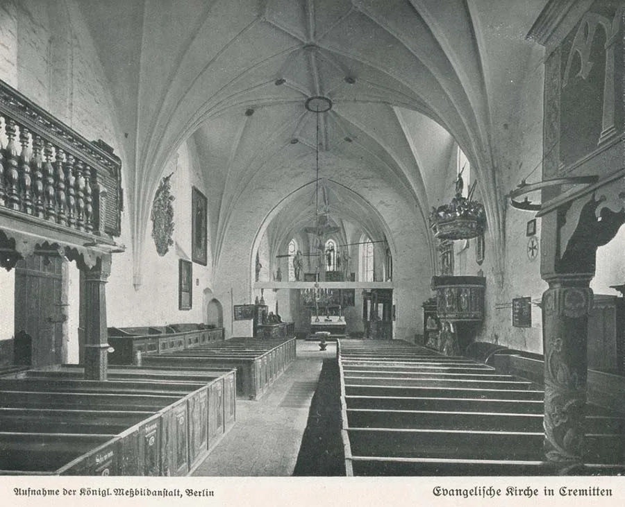 Langhaus der Kirche Kremitten