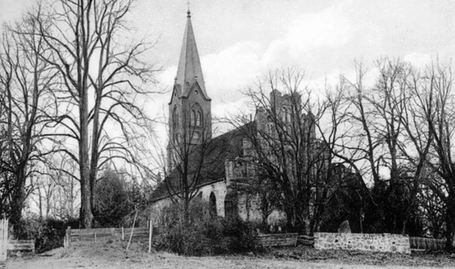 Klein Dexen Church