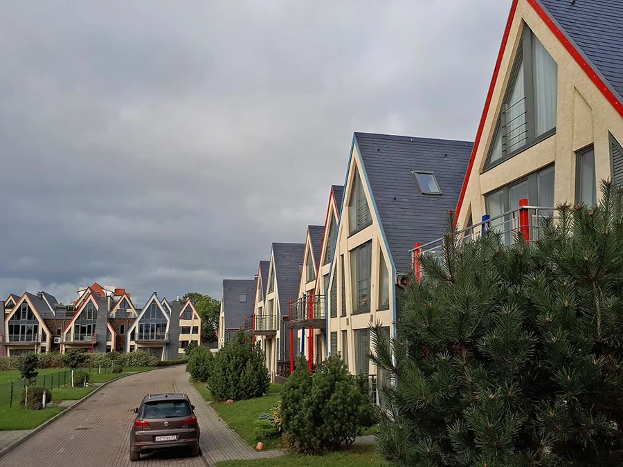 New houses in Yantarny