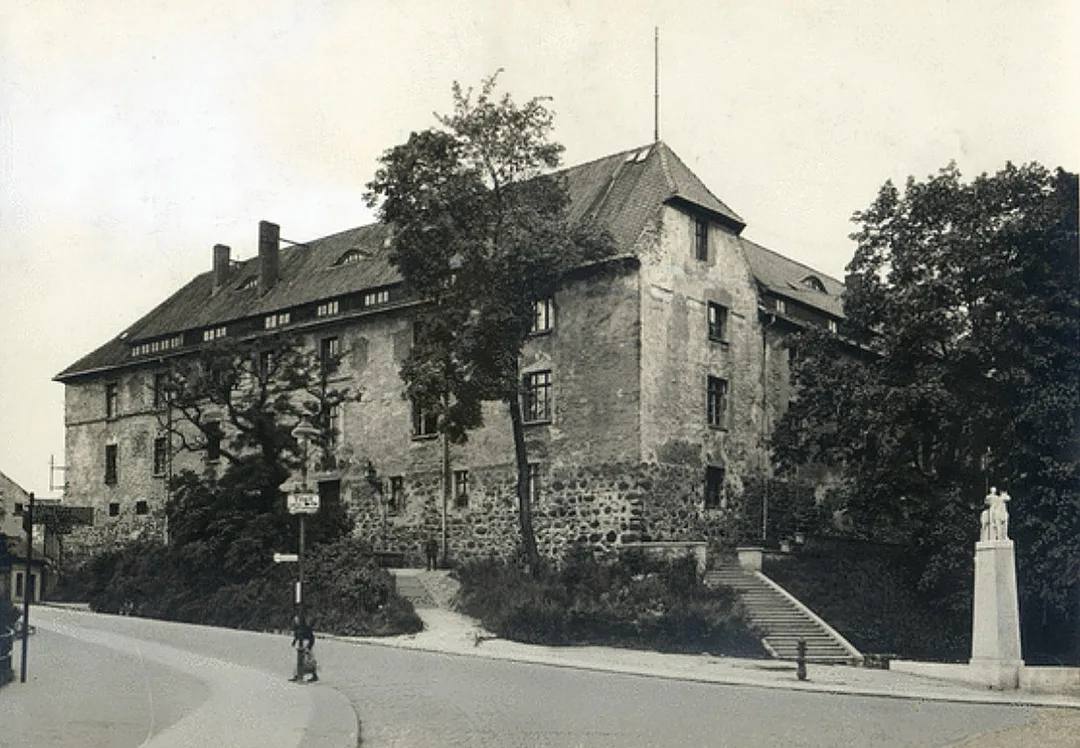 Zamek w Wystruci