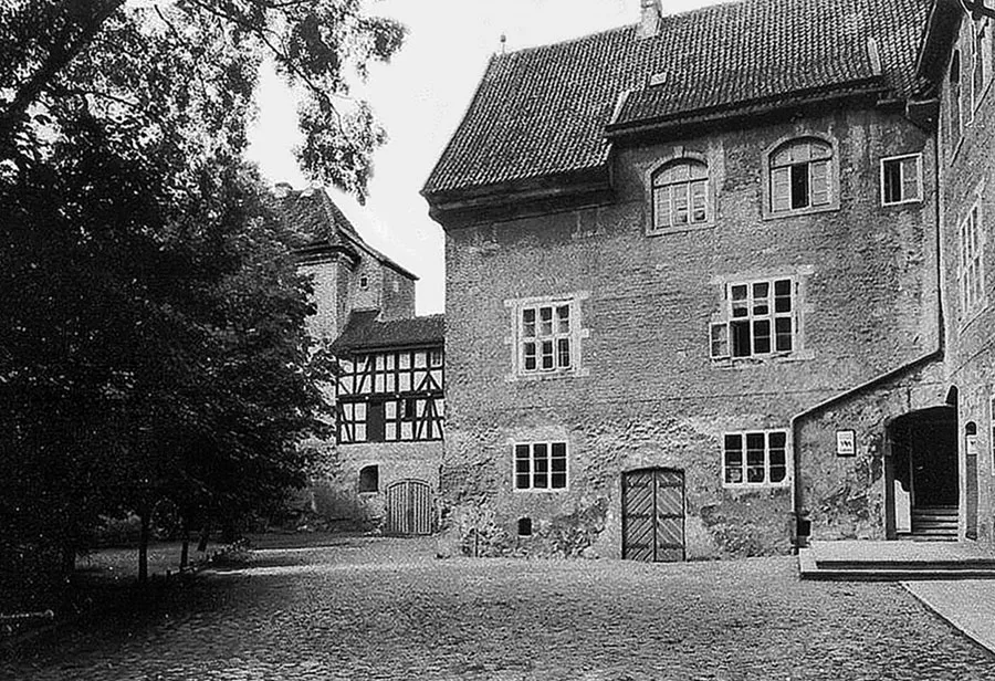 Hof der Burg Labiau