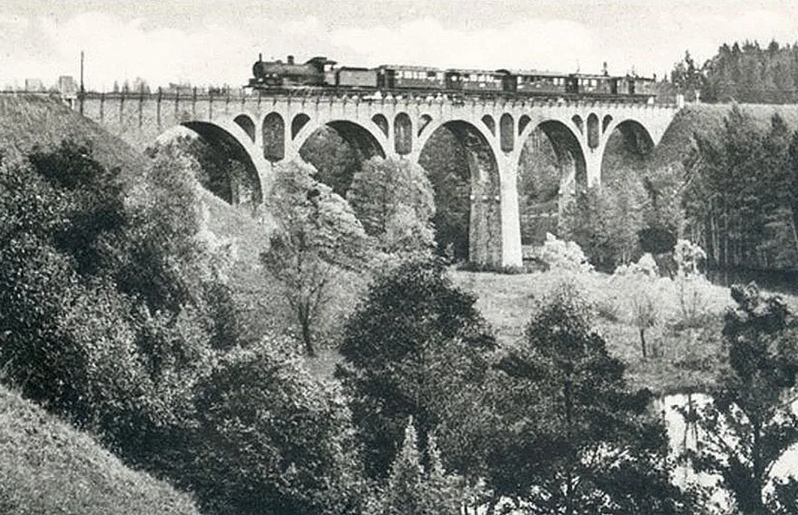 Brücke in Makunischken (Tokarewka)