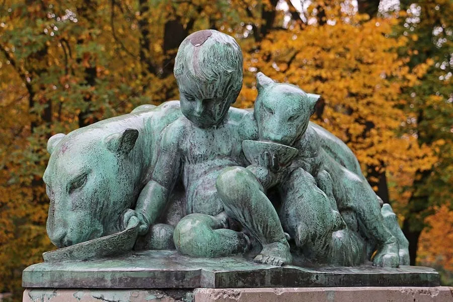 Monument to Hermann Claaß