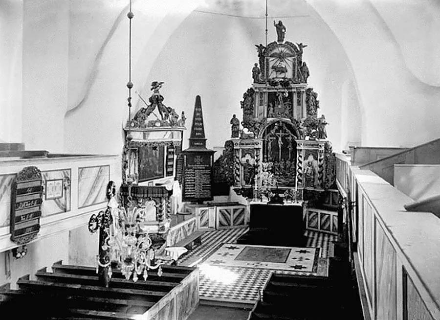 Innenraum der Kirche Tharau