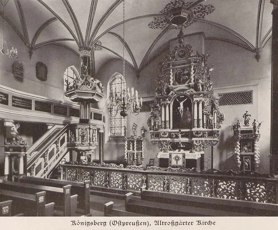Im Inneren der Altroßgärter Kirche